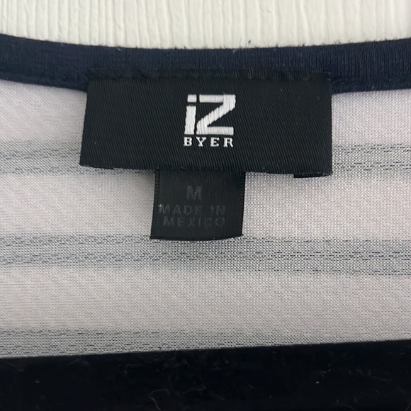 Juniors peplum sleeveless blue and white size M top - Picture 2 of 10